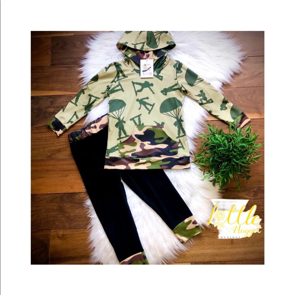 Army men jogger set